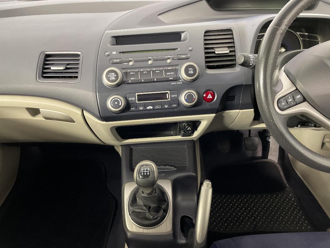 Photo '18' of Honda Civic Photo '18' of Honda Civic