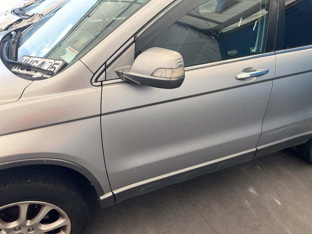 Photo '8' of Honda CRV 2400 Photo '8' of Honda CRV 2400