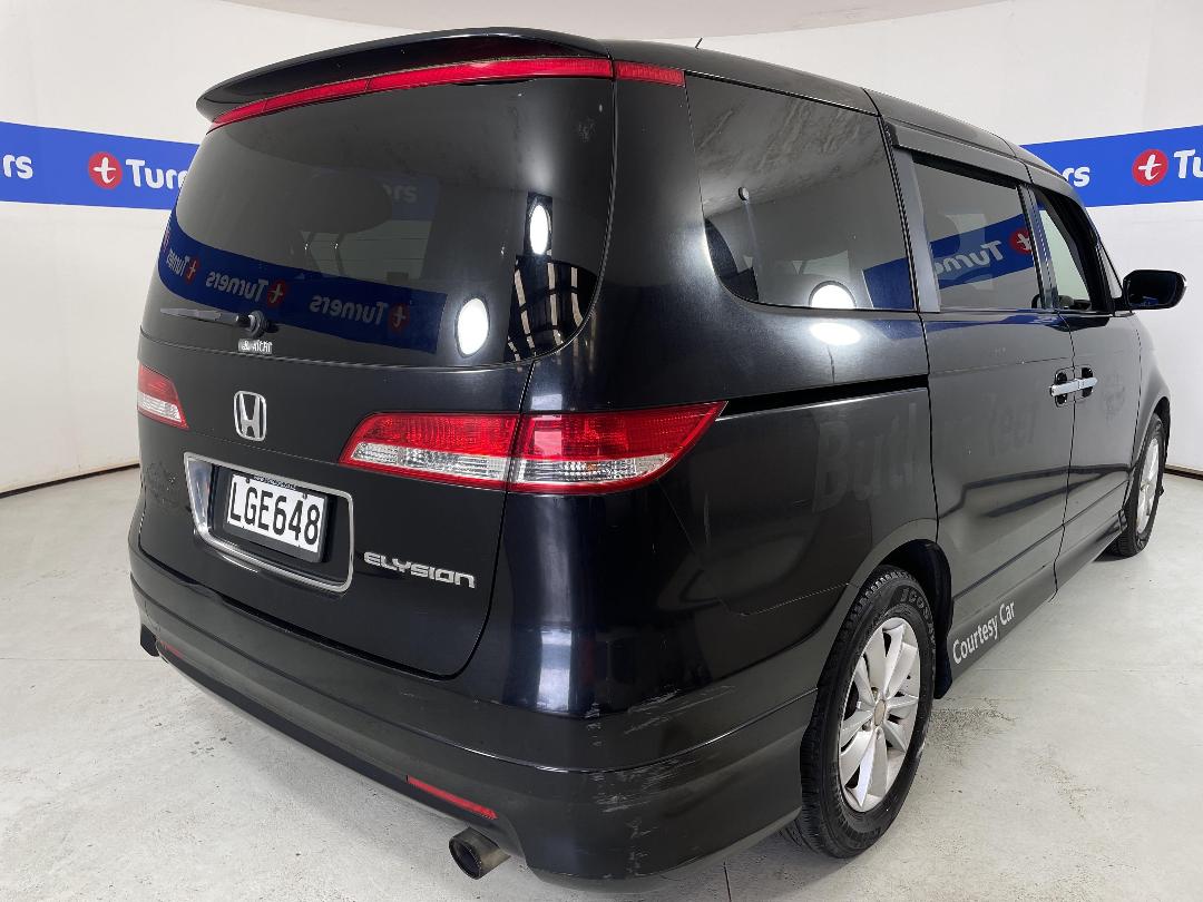 Photo '7' of Honda Elysion