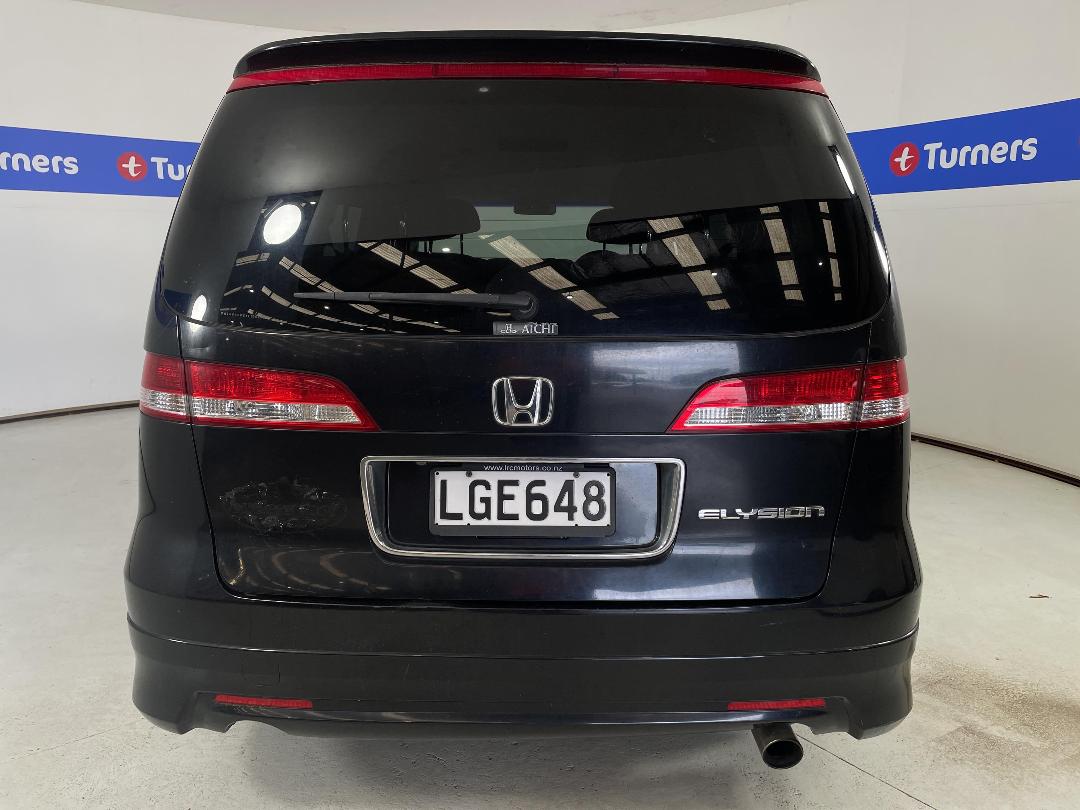 Photo '6' of Honda Elysion