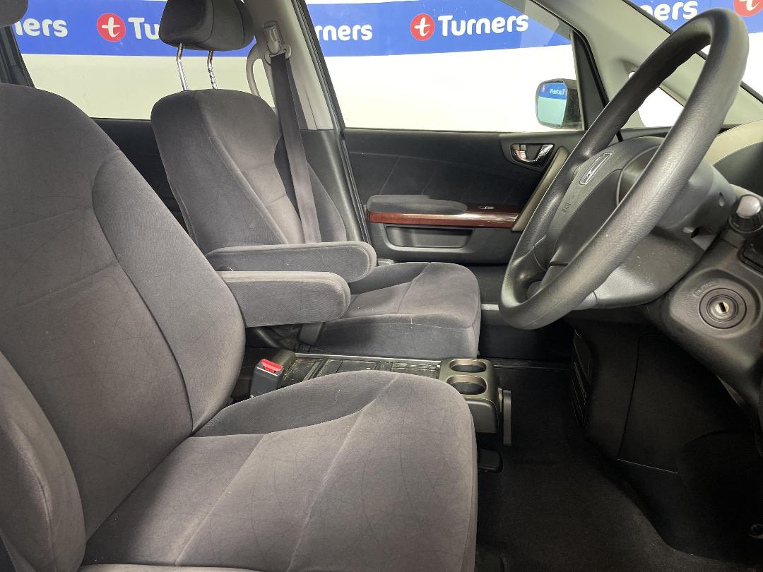 Photo '16' of Honda Elysion