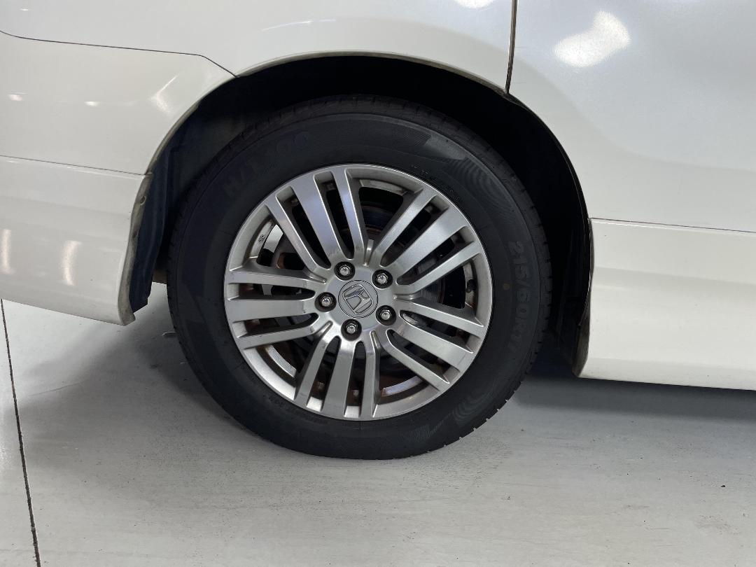 Photo '12' of Honda Elysion Photo '12' of Honda Elysion