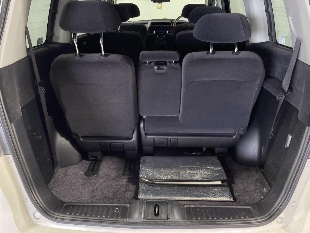 Photo '14' of Honda Elysion Photo '14' of Honda Elysion