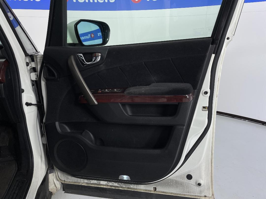 Photo '15' of Honda Elysion Photo '15' of Honda Elysion