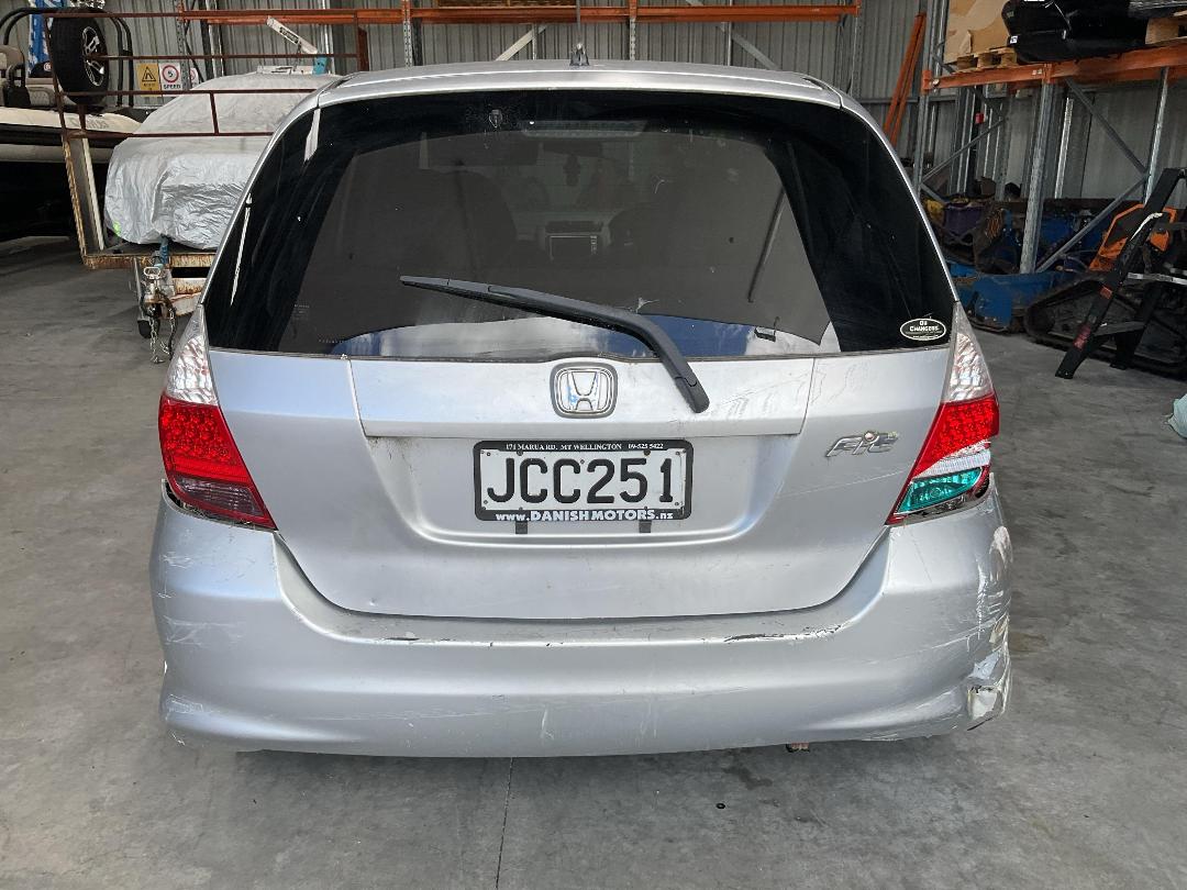 Photo '8' of Honda FIT Photo '8' of Honda FIT