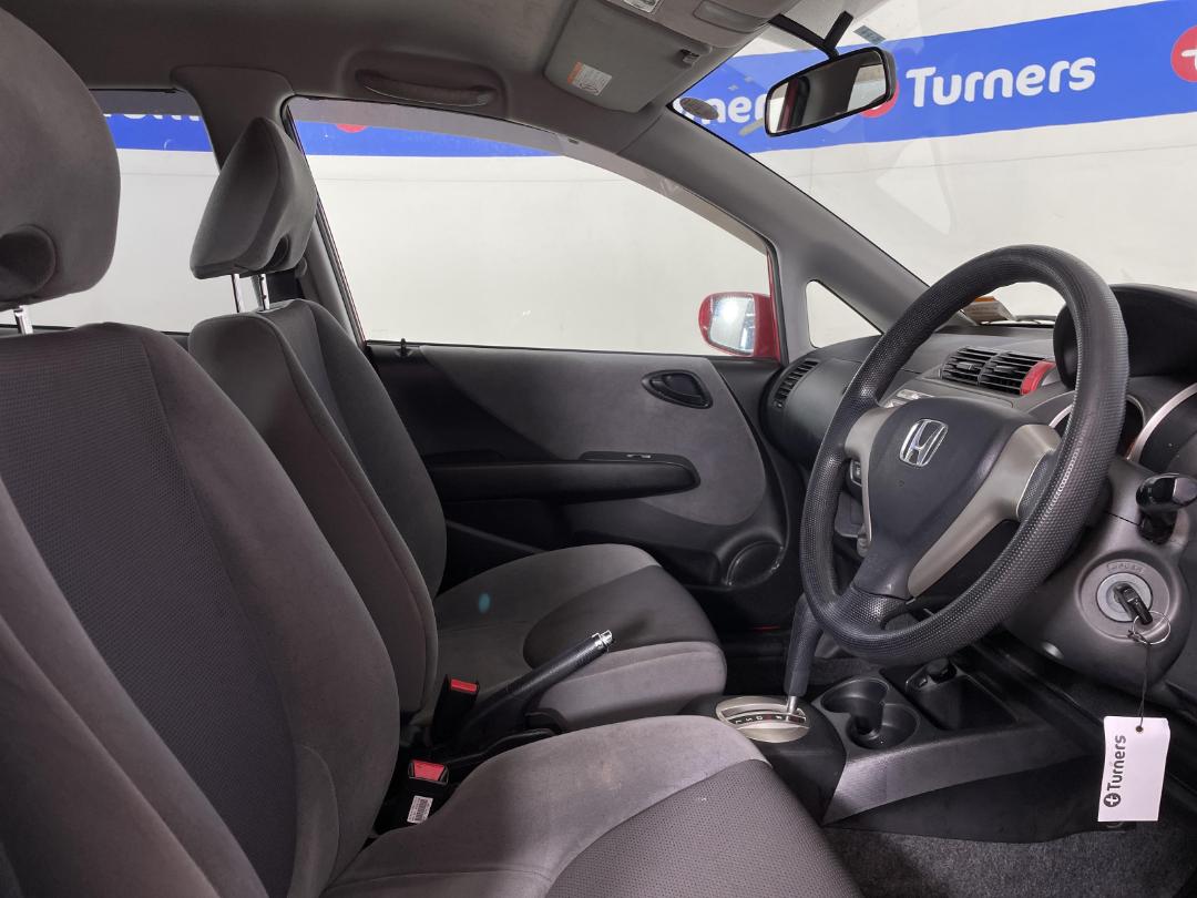 Photo '14' of Honda FIT