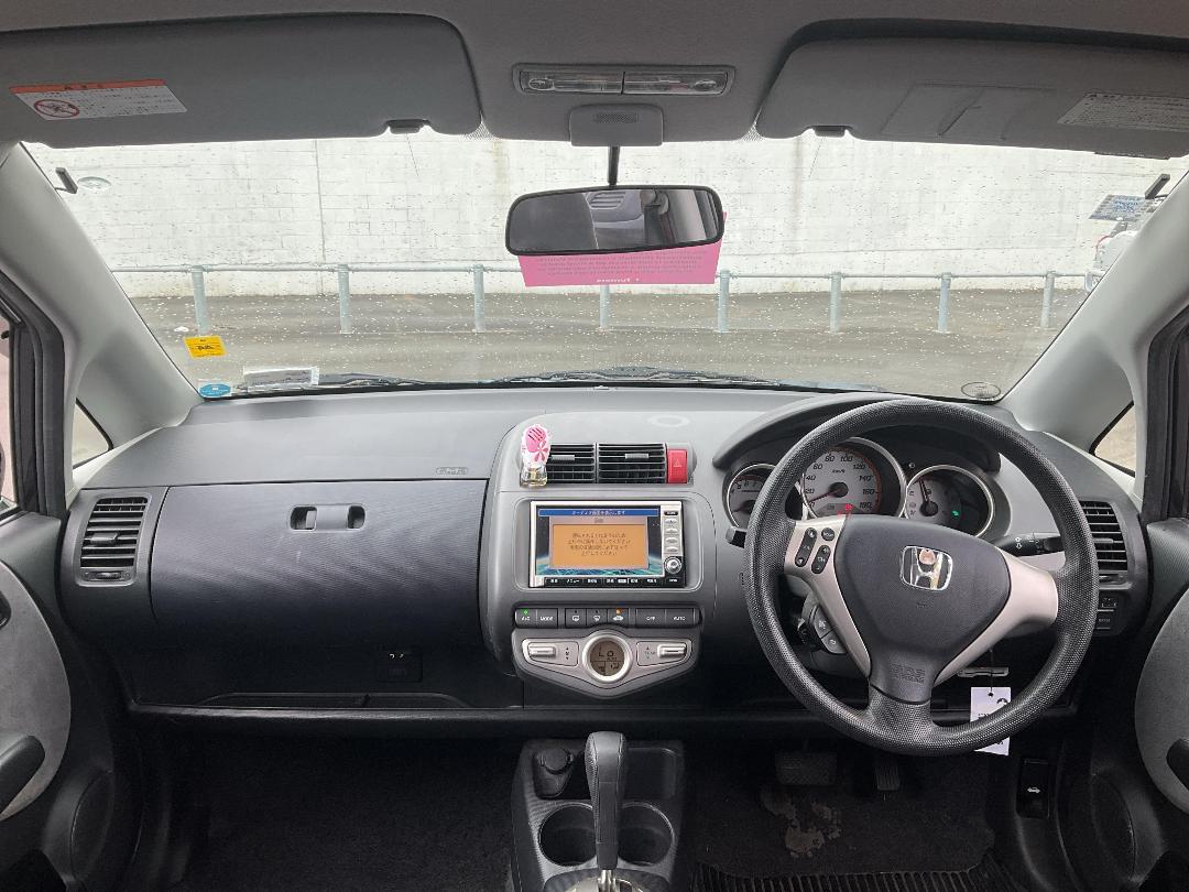 Photo '10' of Honda FIT