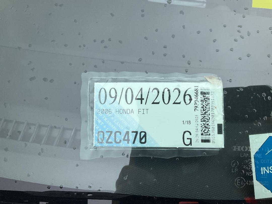 Photo '12' of Honda FIT