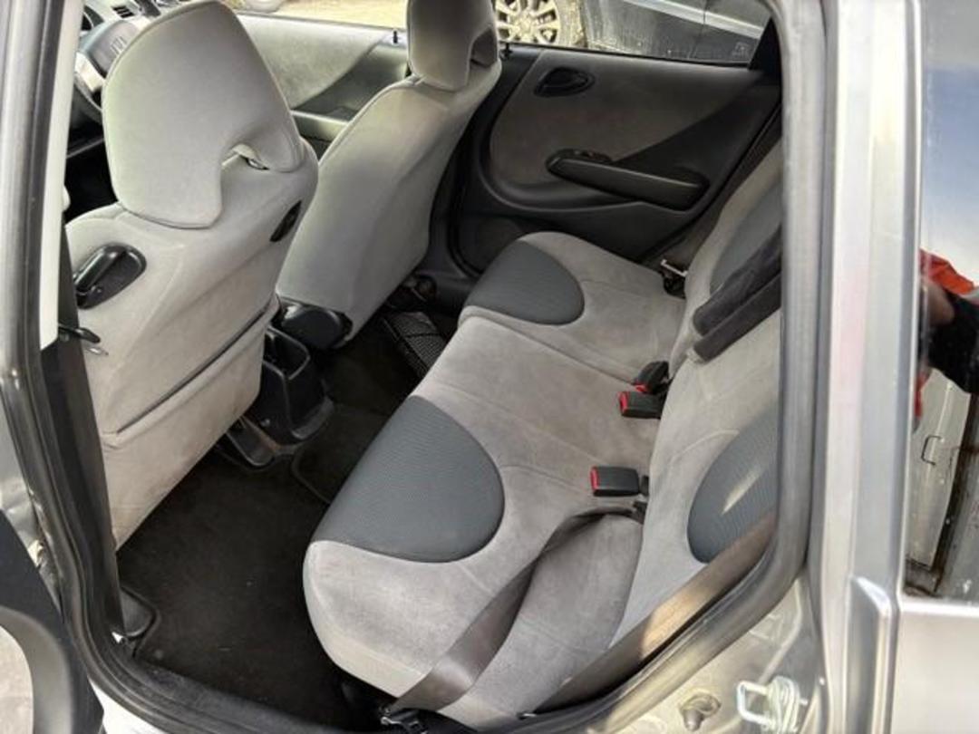 Photo '10' of Honda FIT Photo '10' of Honda FIT