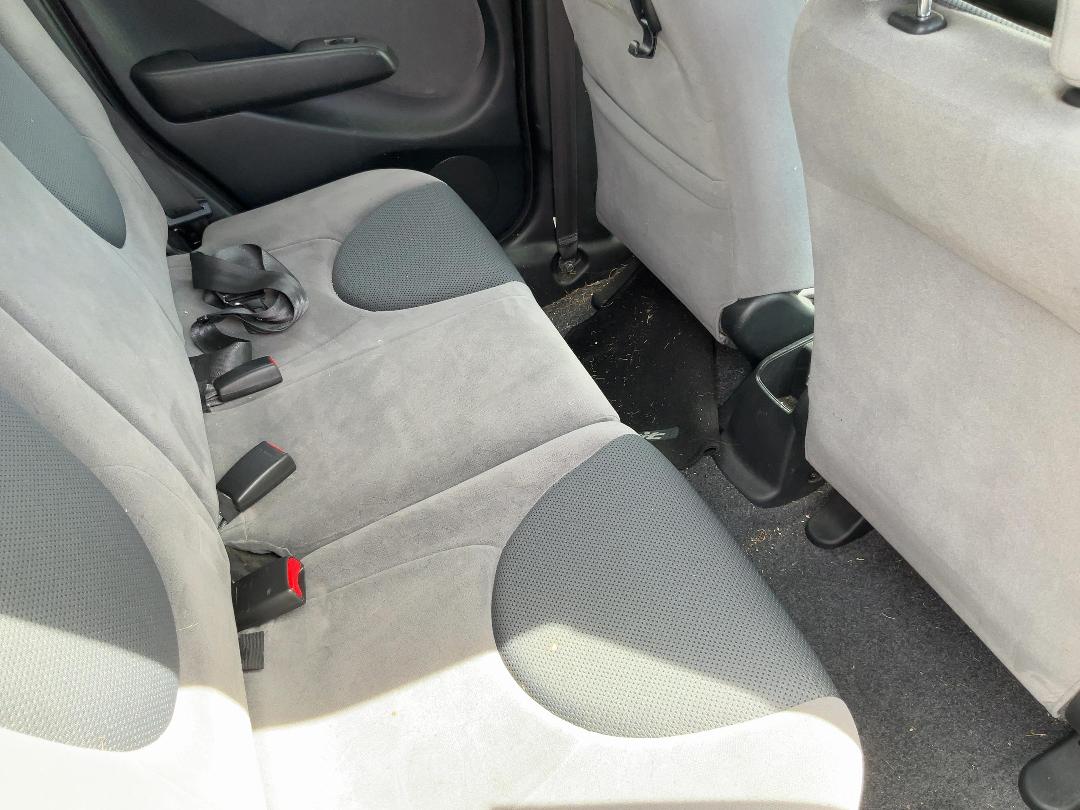 Photo '26' of Honda FIT Photo '26' of Honda FIT