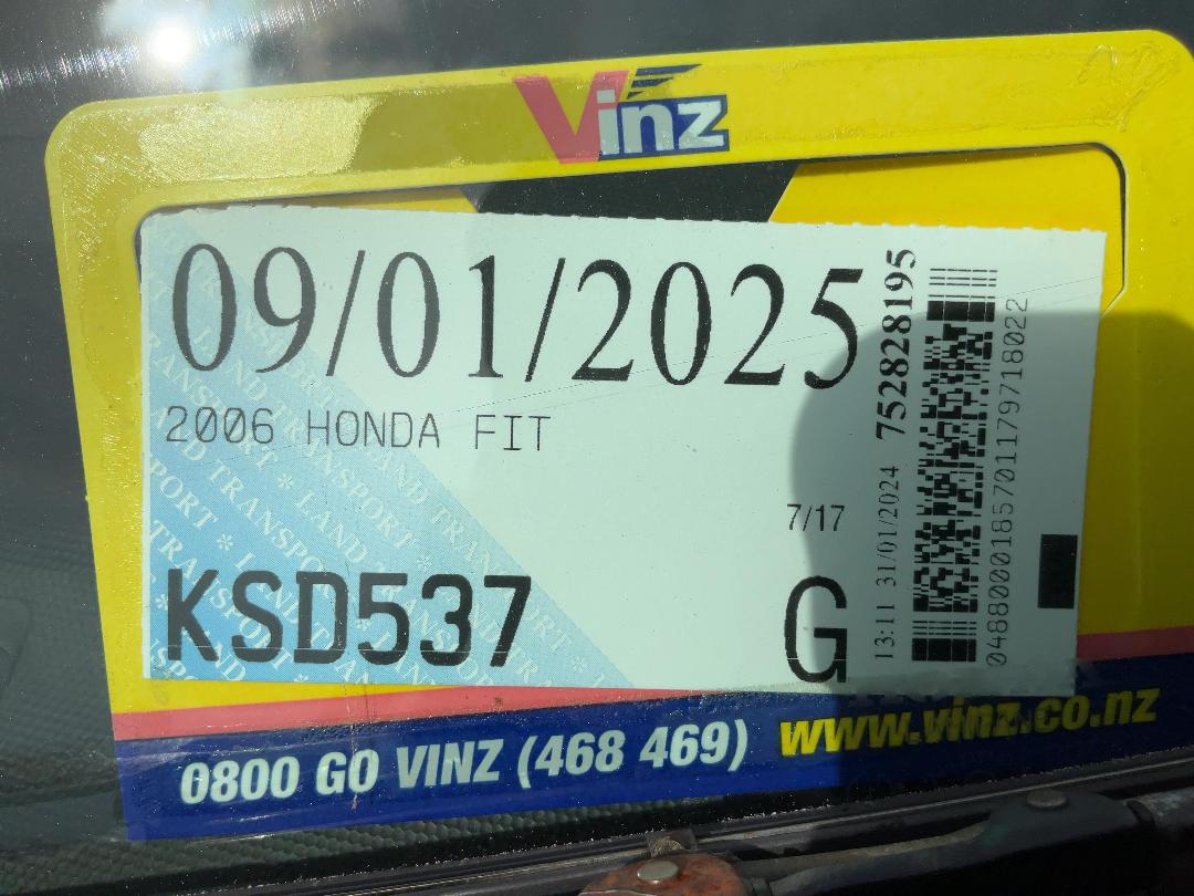 Photo '33' of Honda FIT Photo '33' of Honda FIT