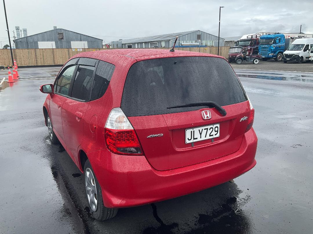 Photo '5' of Honda FIT Photo '5' of Honda FIT