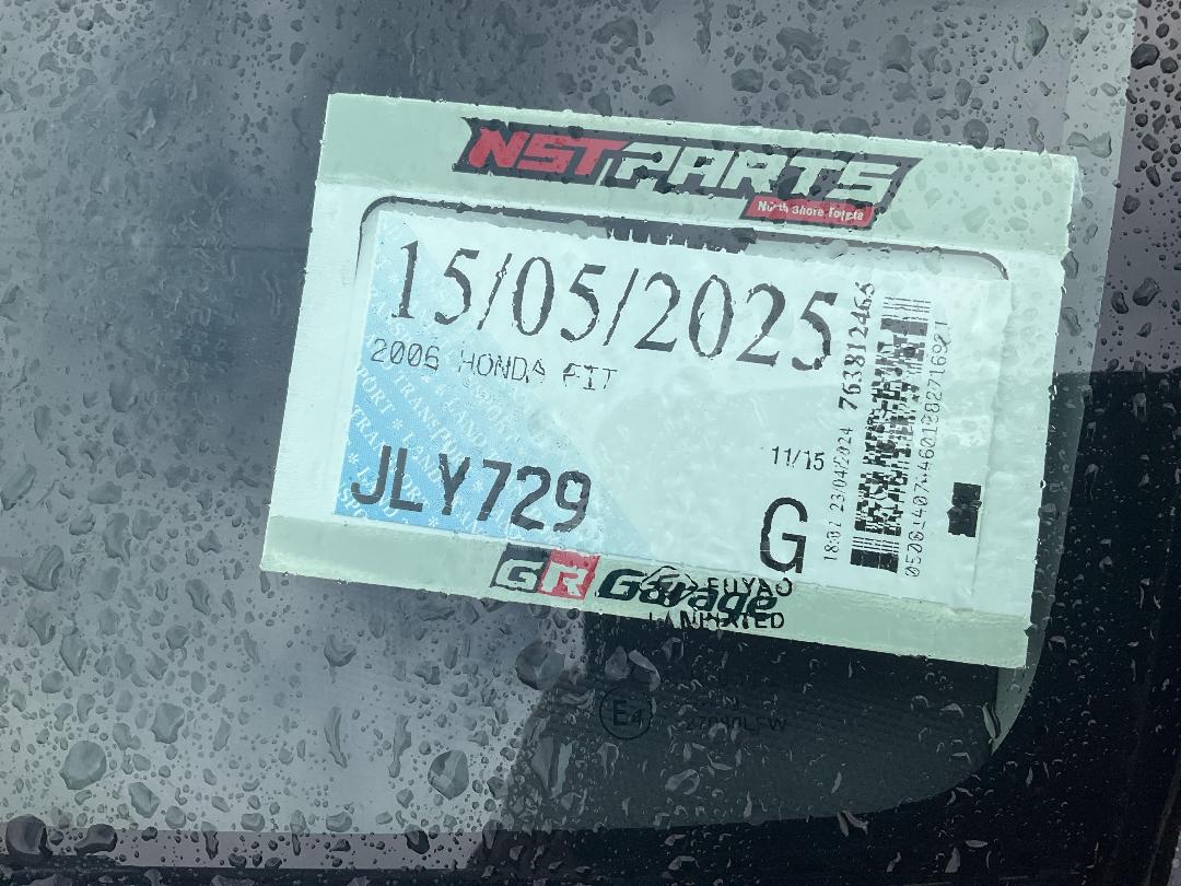 Photo '11' of Honda FIT Photo '11' of Honda FIT