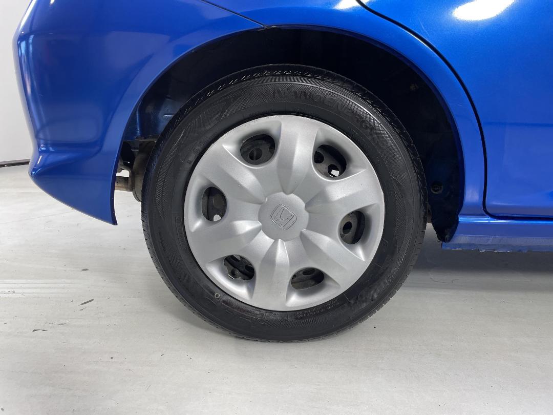 Photo '12' of Honda FIT Photo '12' of Honda FIT