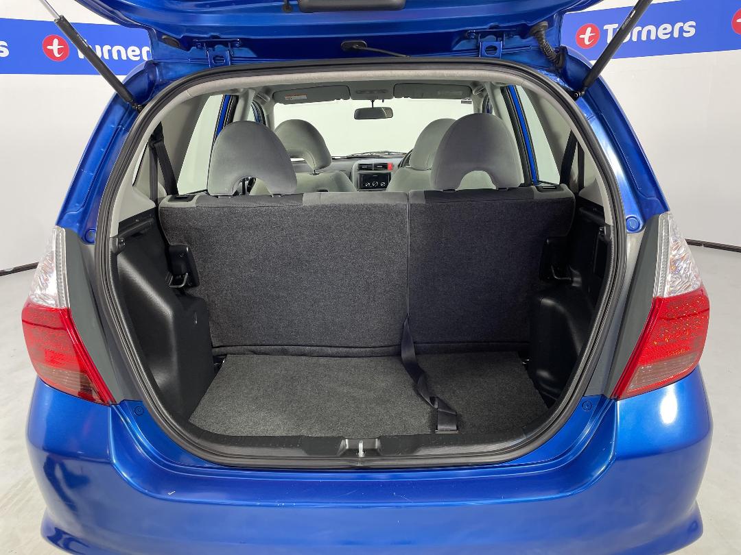 Photo '14' of Honda FIT Photo '14' of Honda FIT