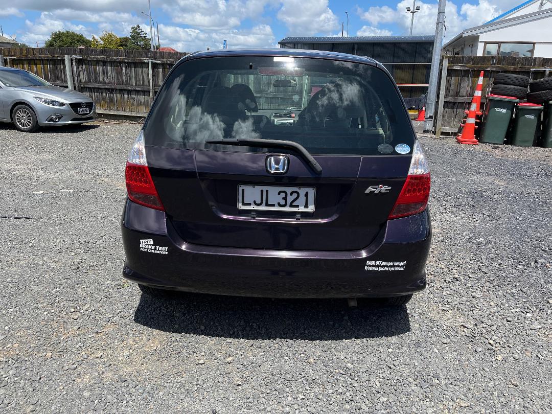 Photo '5' of Honda FIT