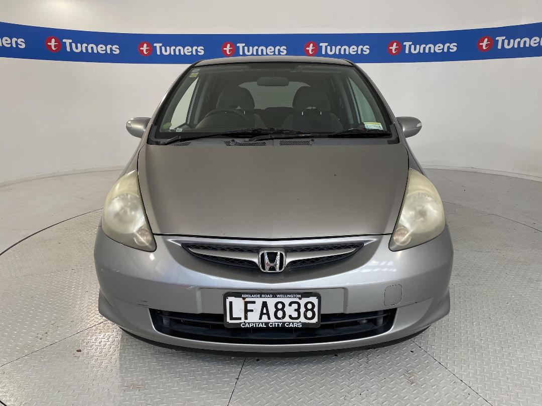 Photo '3' of Honda FIT