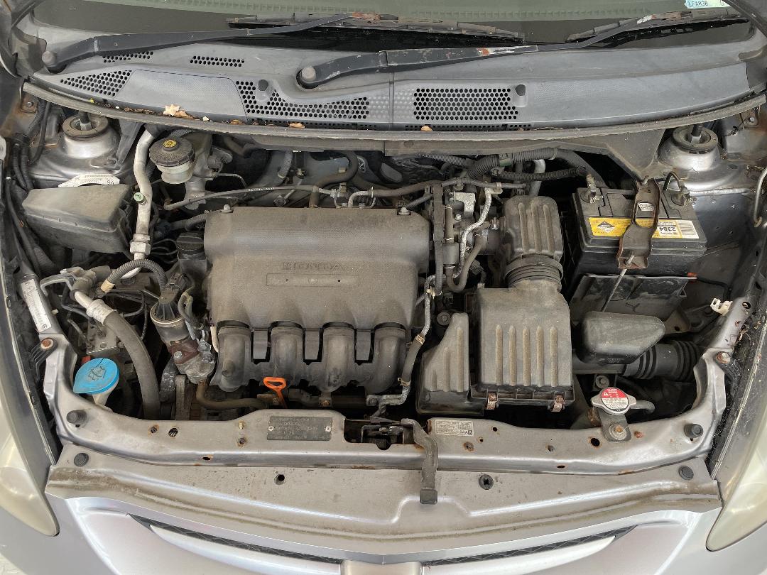 Photo '6' of Honda FIT