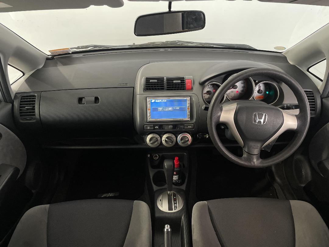 Photo '19' of Honda FIT