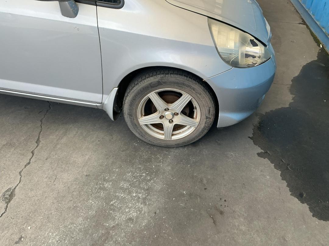 Photo '2' of Honda FIT