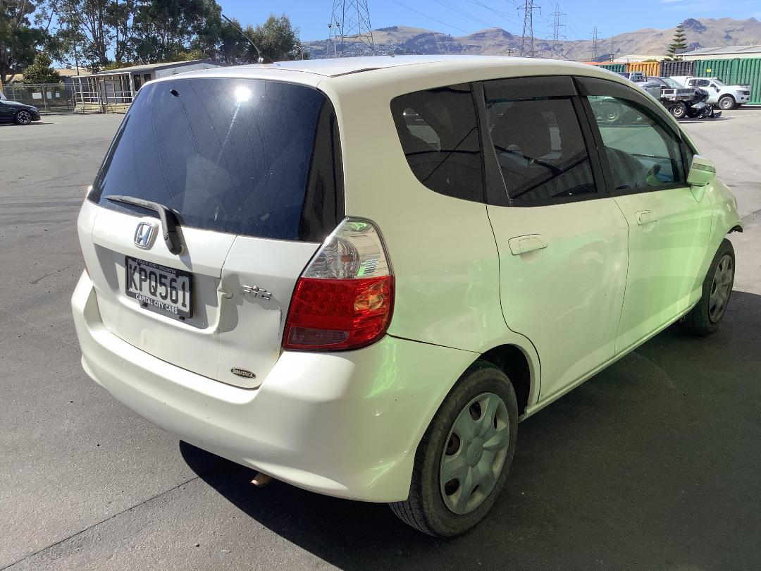 Photo '4' of Honda FIT