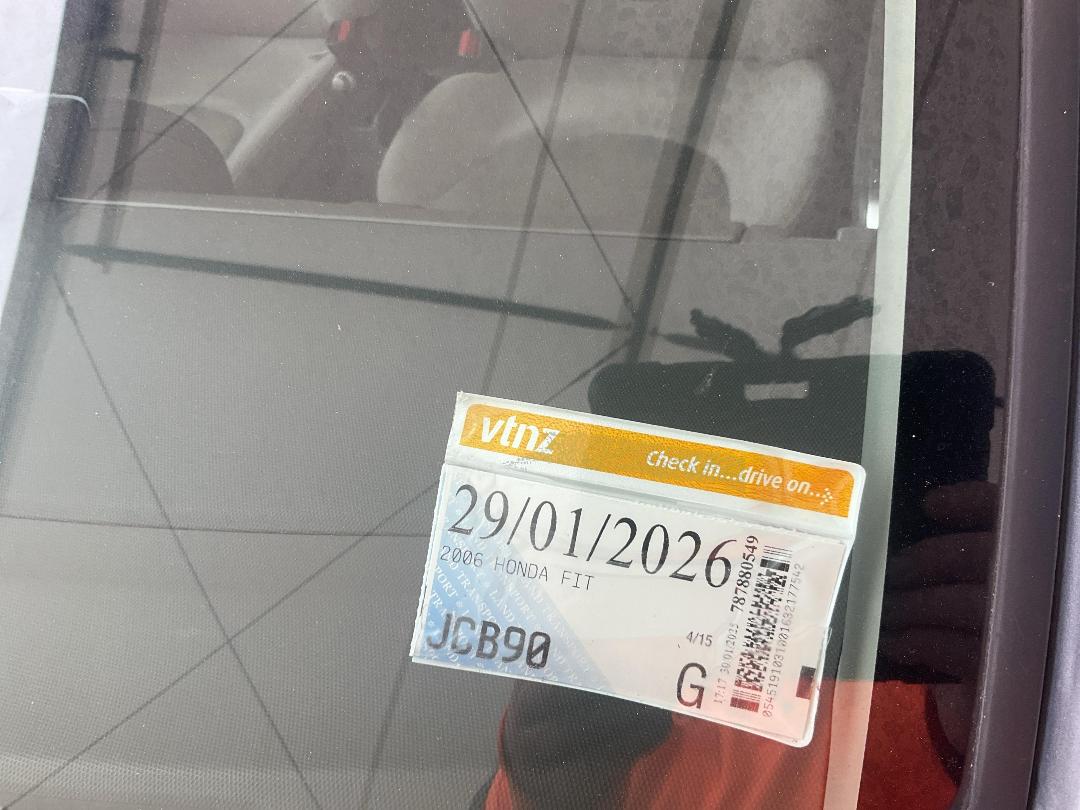 Photo '14' of Honda FIT