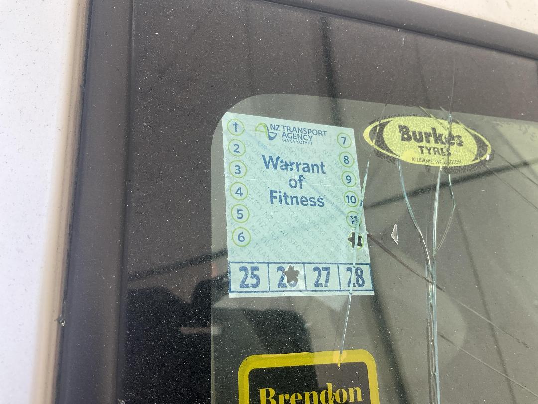 Photo '12' of Honda FIT Photo '12' of Honda FIT