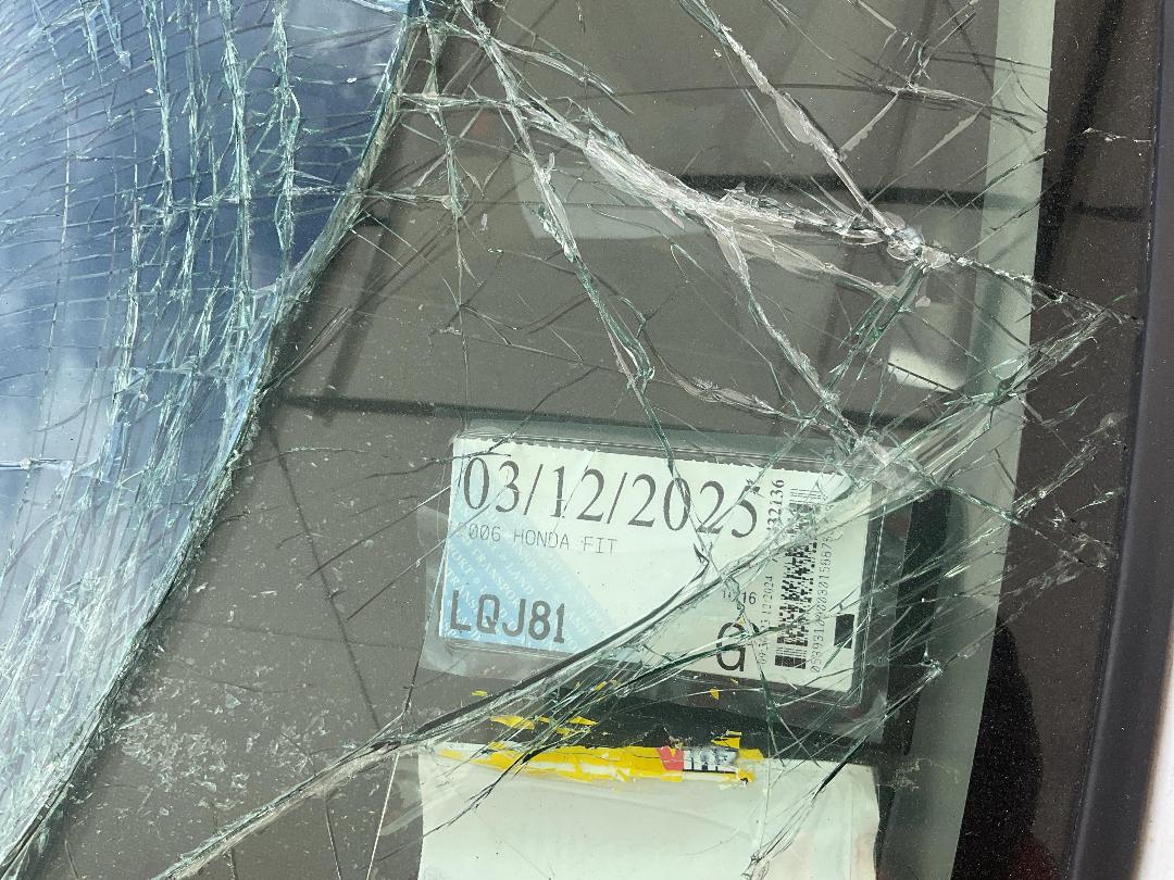 Photo '13' of Honda FIT Photo '13' of Honda FIT