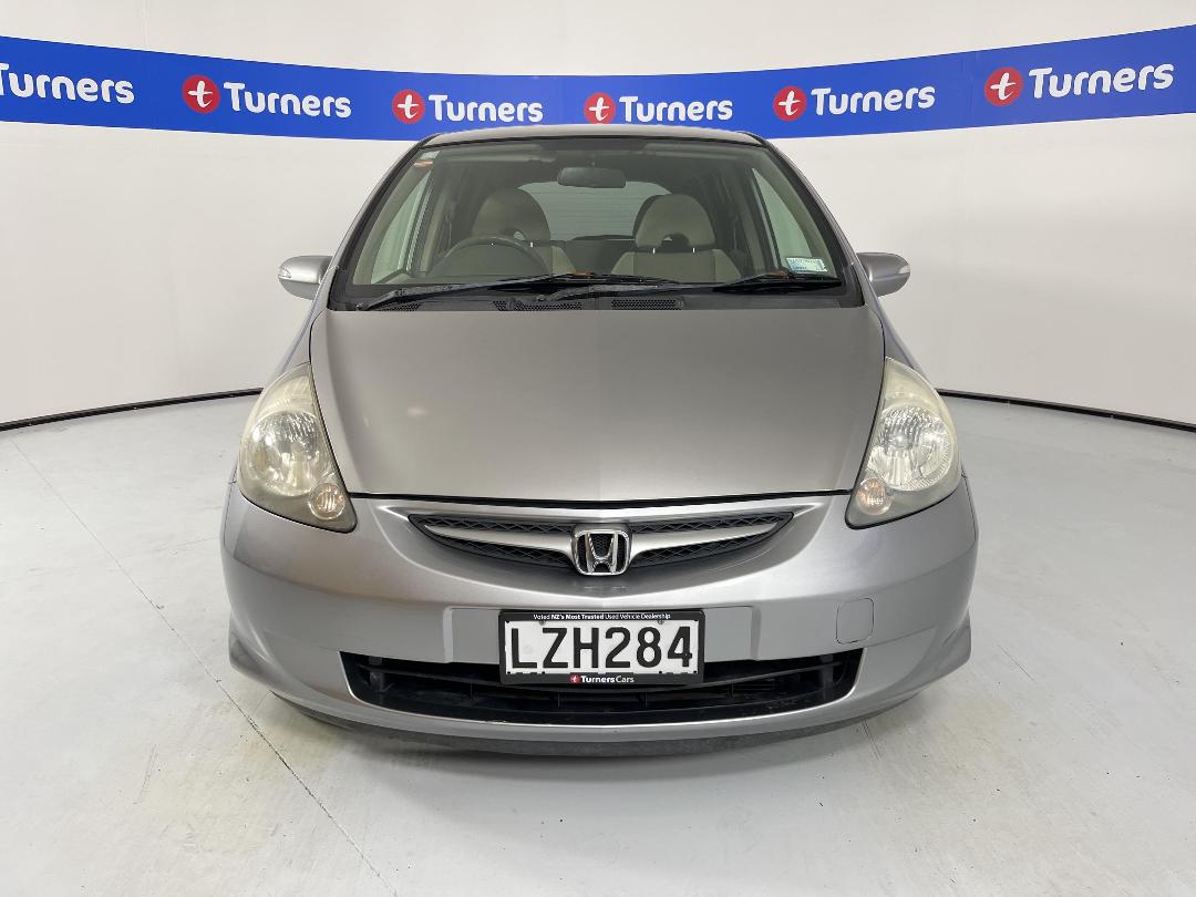 Photo '2' of Honda FIT