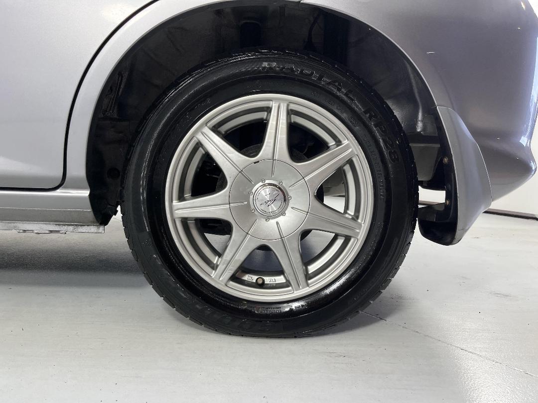 Photo '11' of Honda FIT