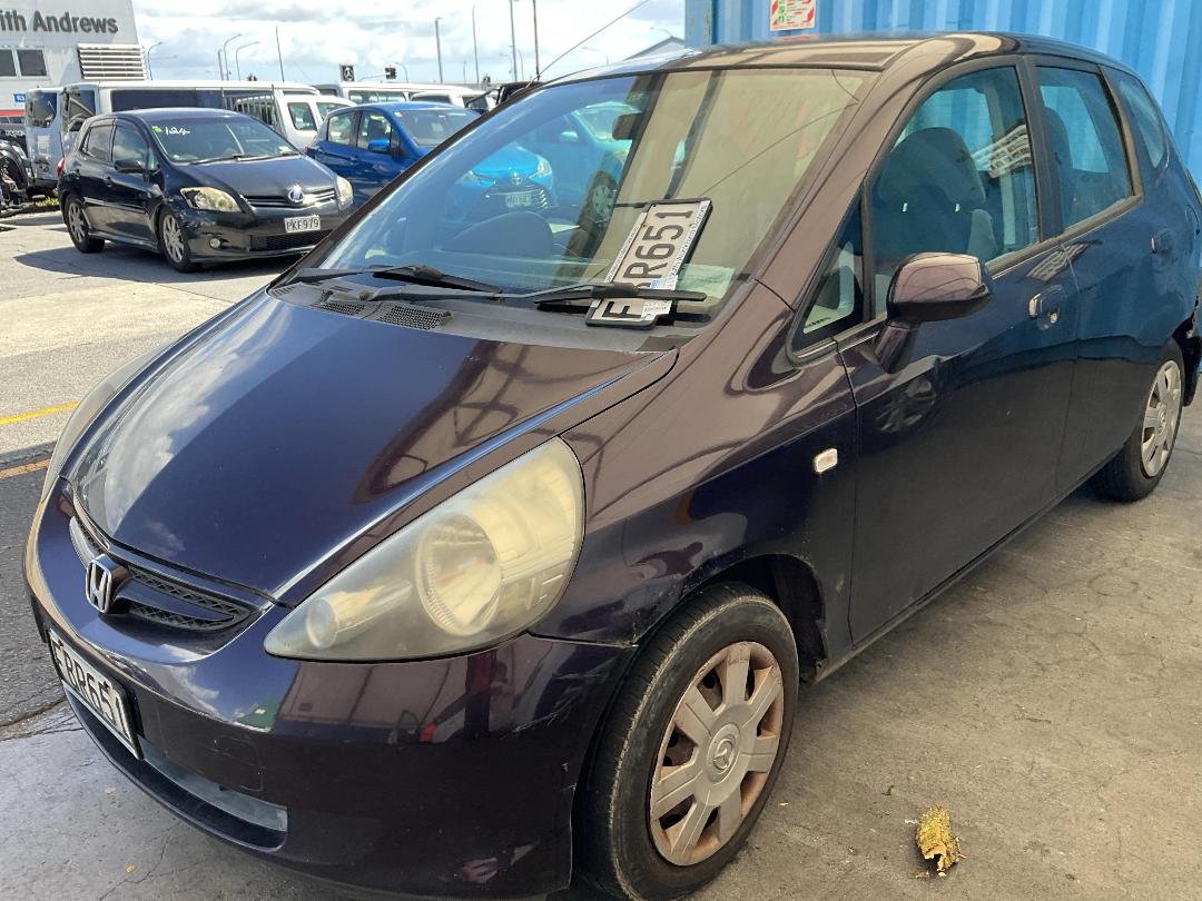 Photo '3' of Honda FIT Photo '3' of Honda FIT