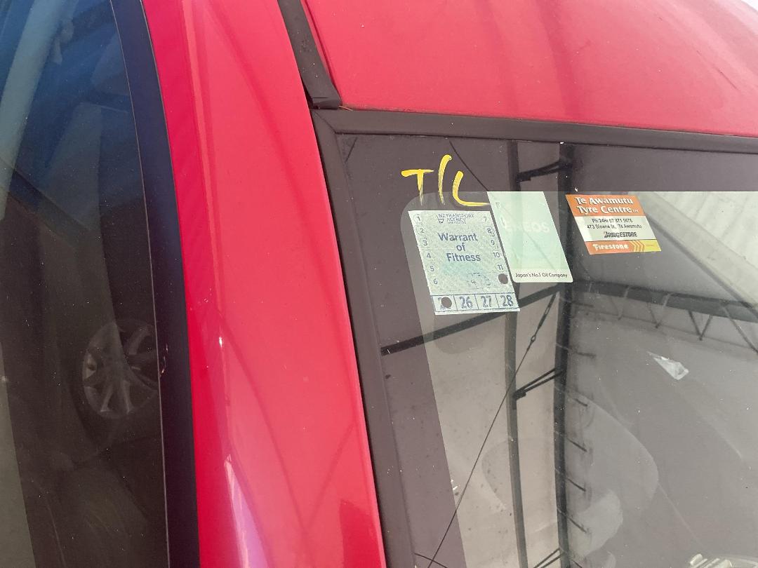 Photo '11' of Honda FIT