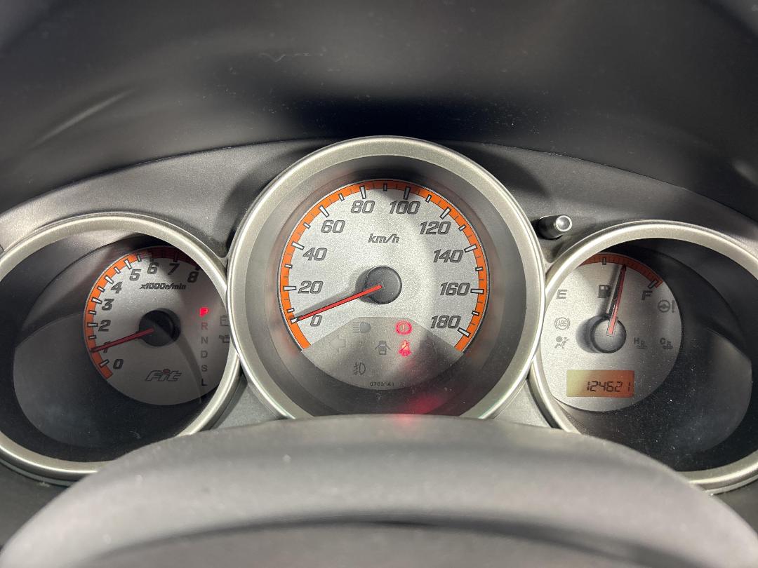 Photo '21' of Honda FIT Photo '21' of Honda FIT