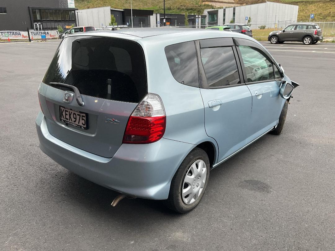 Photo '4' of Honda FIT