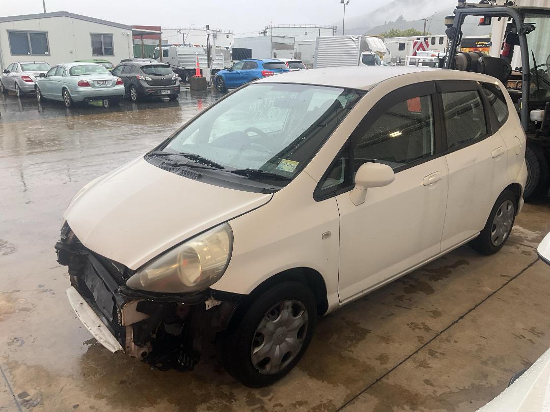 Photo '2' of Honda FIT