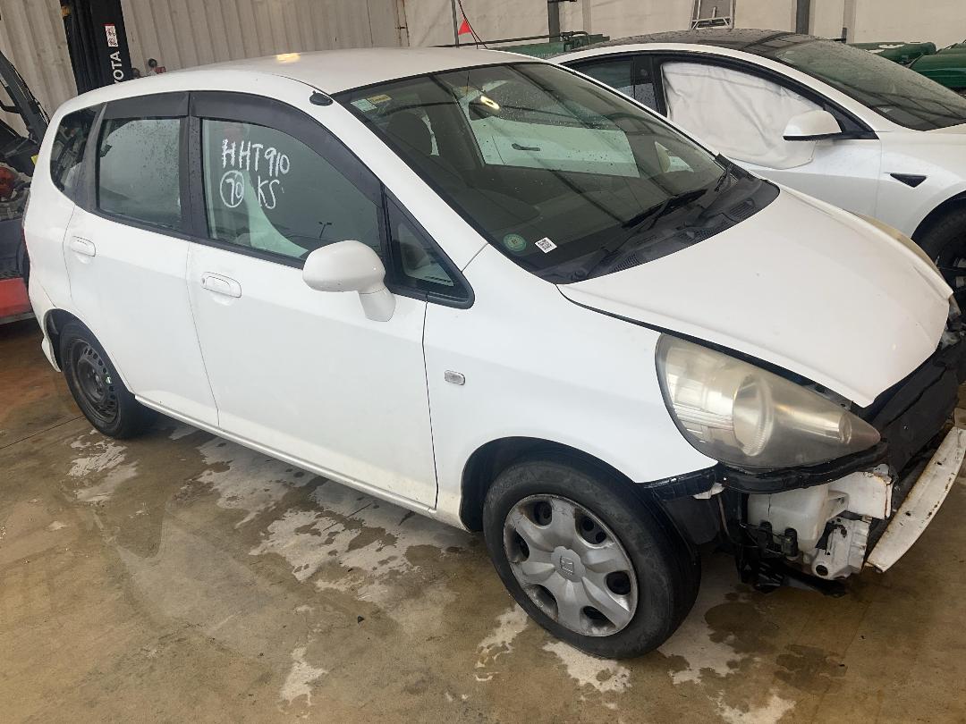 Photo '6' of Honda FIT