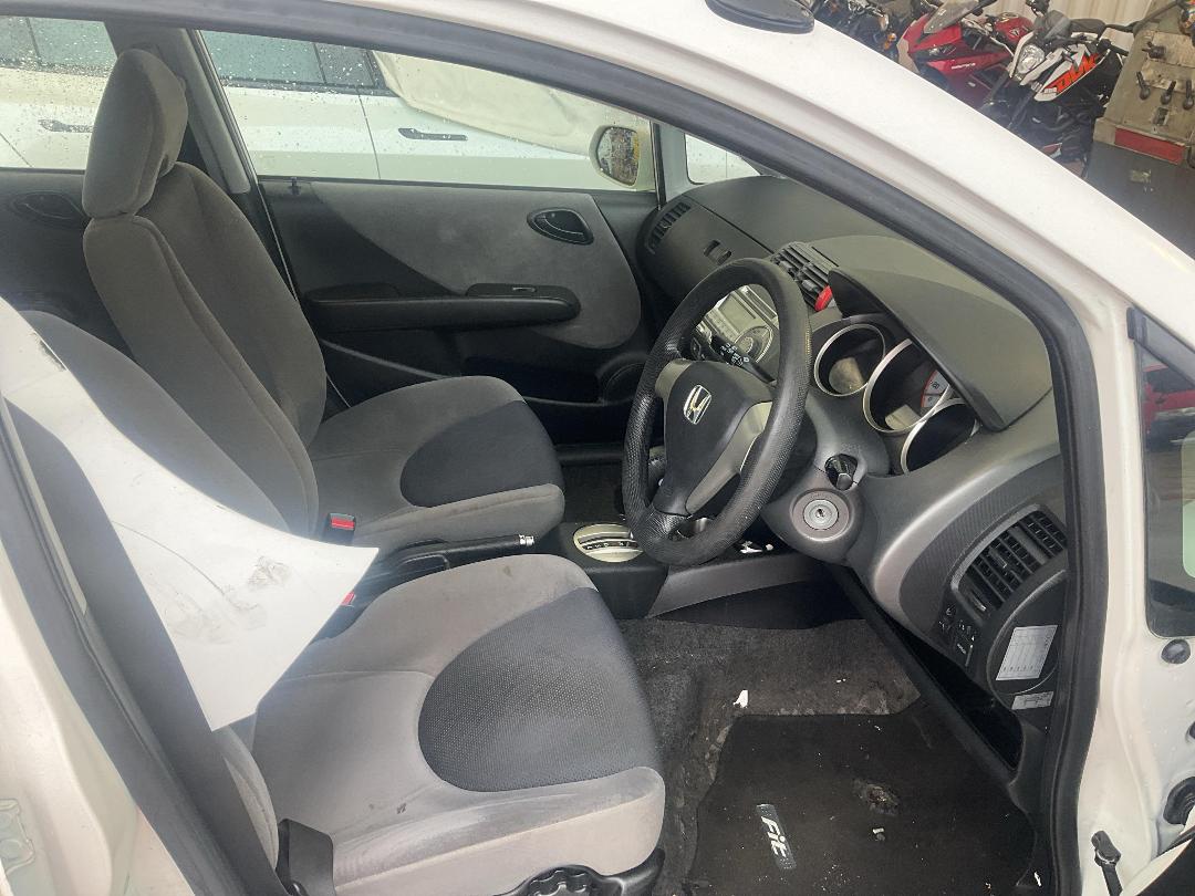 Photo '9' of Honda FIT