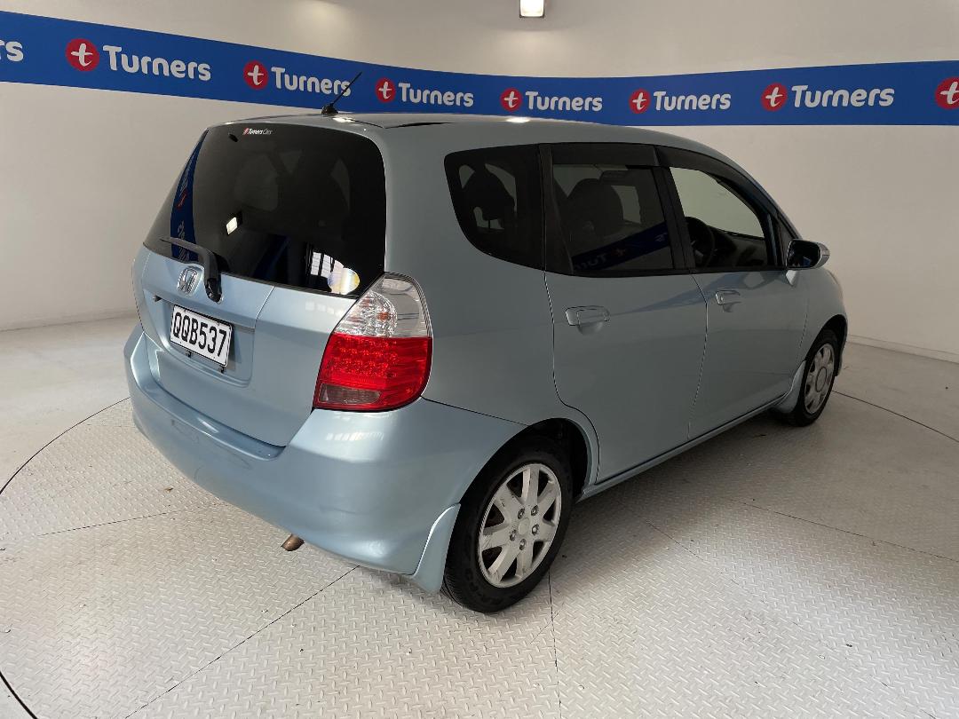 Photo '7' of Honda FIT