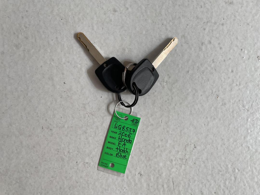 Photo '22' of Honda FIT