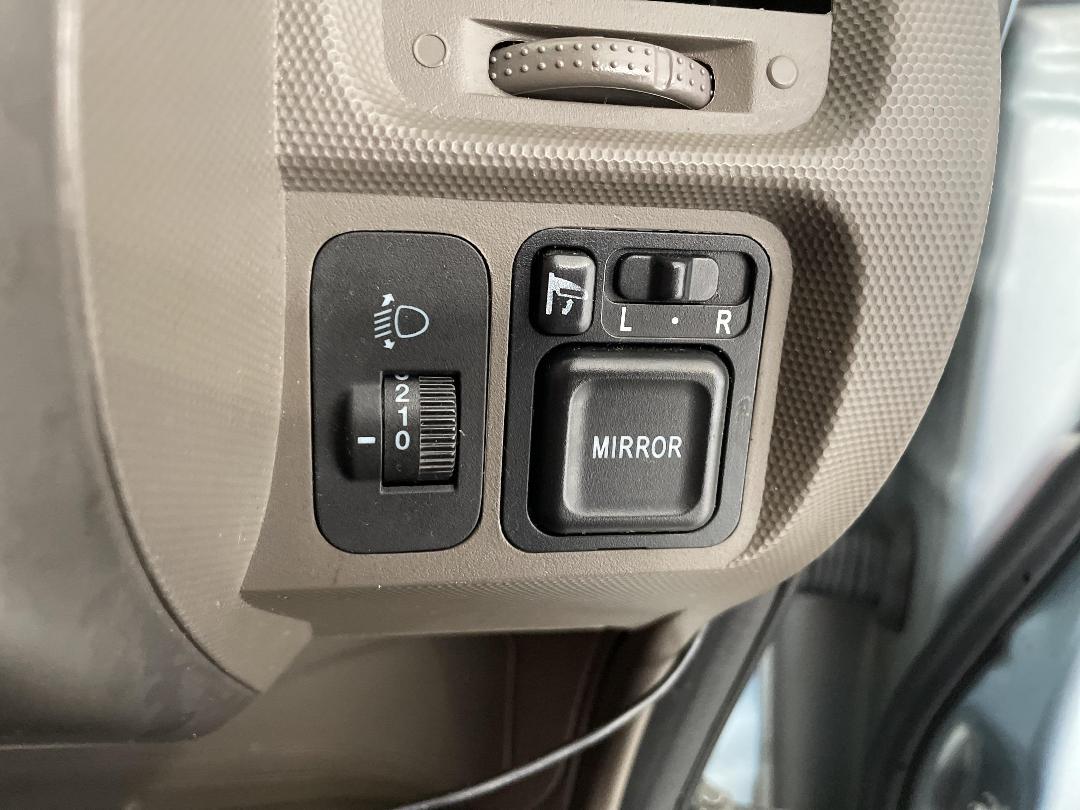 Photo '24' of Honda FIT