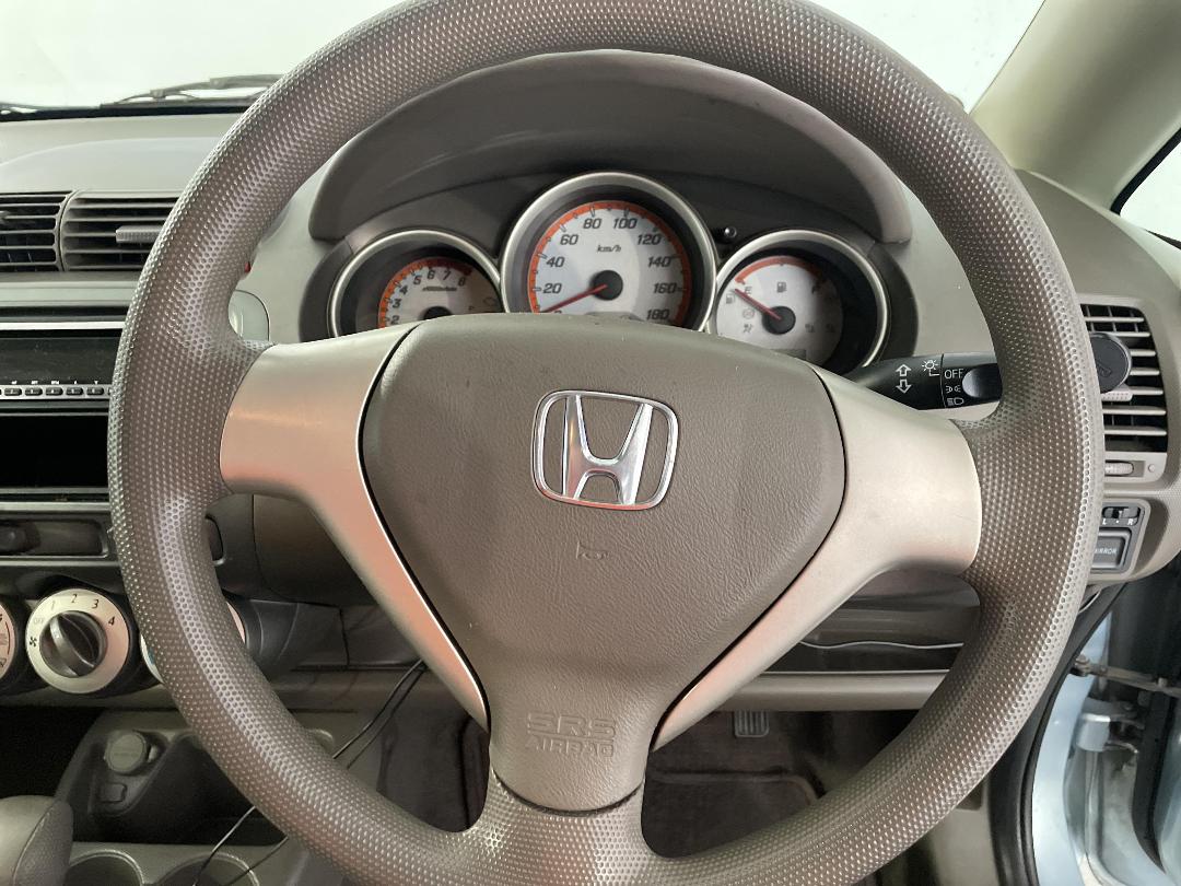Photo '25' of Honda FIT