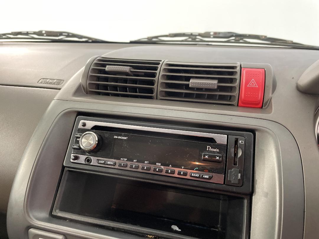 Photo '26' of Honda FIT