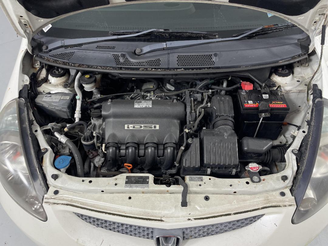 Photo '13' of Honda FIT Photo '13' of Honda FIT