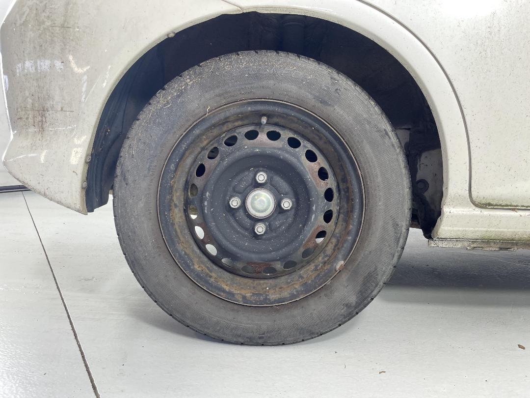 Photo '12' of Honda FIT Photo '12' of Honda FIT