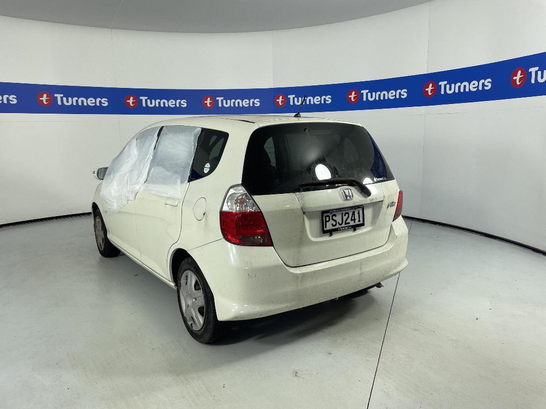 Photo '5' of Honda FIT Photo '5' of Honda FIT