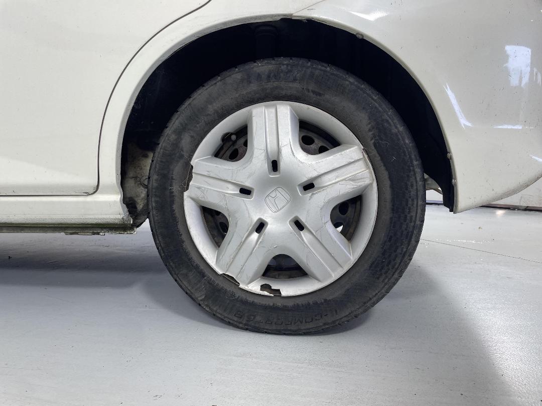 Photo '11' of Honda FIT Photo '11' of Honda FIT