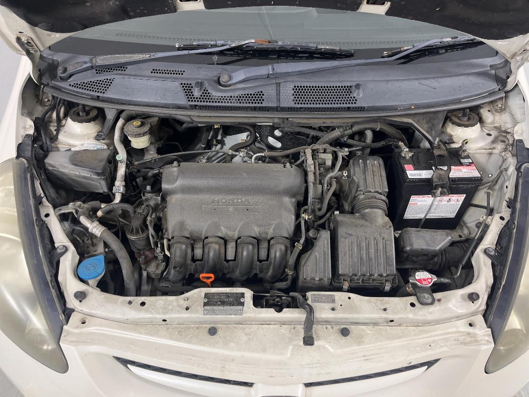 Photo '13' of Honda FIT Photo '13' of Honda FIT