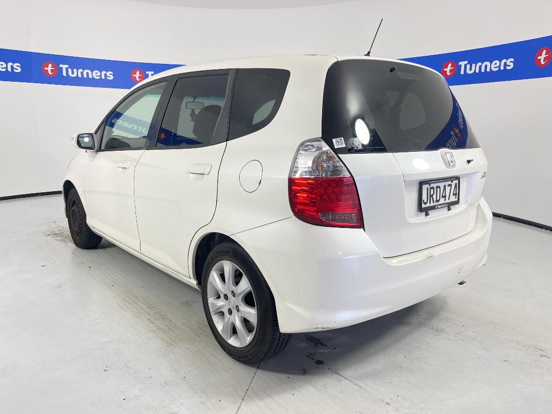 Photo '5' of Honda FIT Photo '5' of Honda FIT