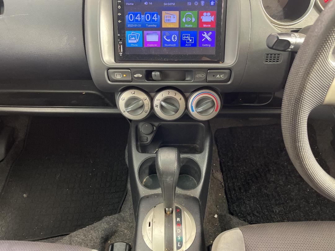 Photo '18' of Honda FIT Photo '18' of Honda FIT