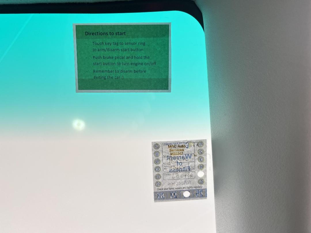 Photo '24' of Honda FIT Photo '24' of Honda FIT